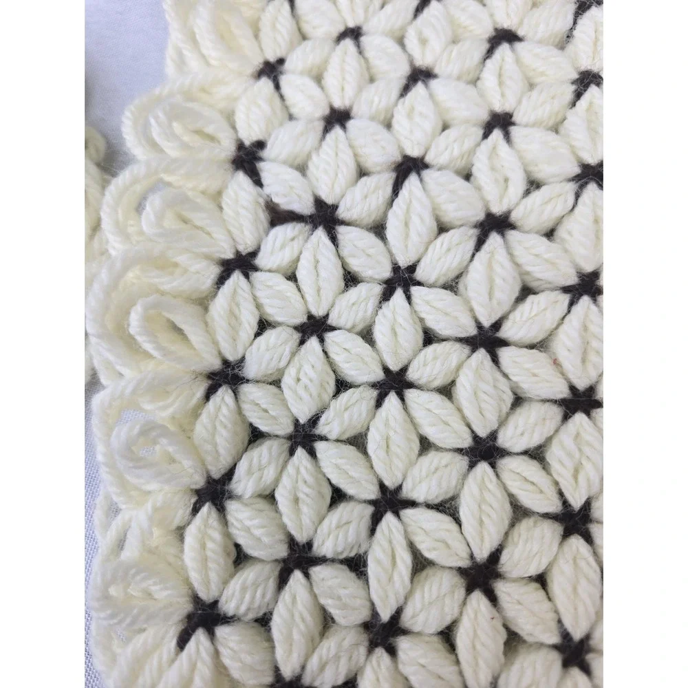 Vintage MCM Daisy Loom Yarn Placemats Hot Pads Trivets Set 5 Brown Cream Retro